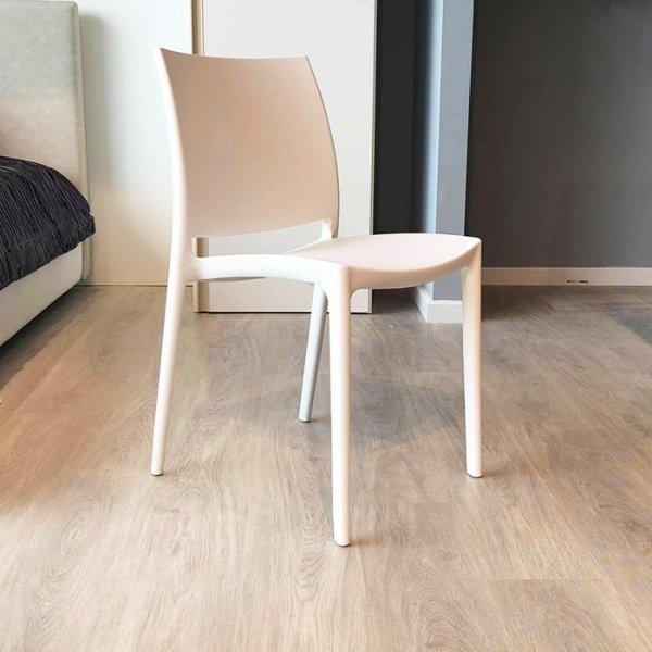 Polly - Plastic Dining Chair K4 White